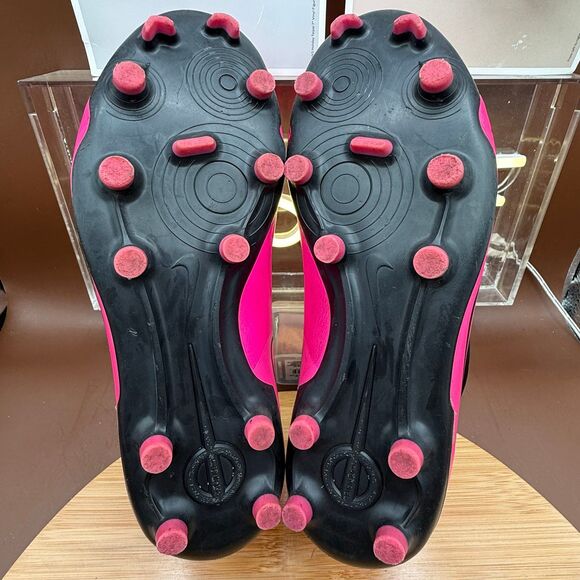 Nike Junior Tiempo Legend 10 Club FG/MG Soccer Cleat Size 5.5Y - Picture 7 of 10